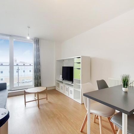 Free Parking - Two Bed Apartment By London Docklands Zewnętrze zdjęcie