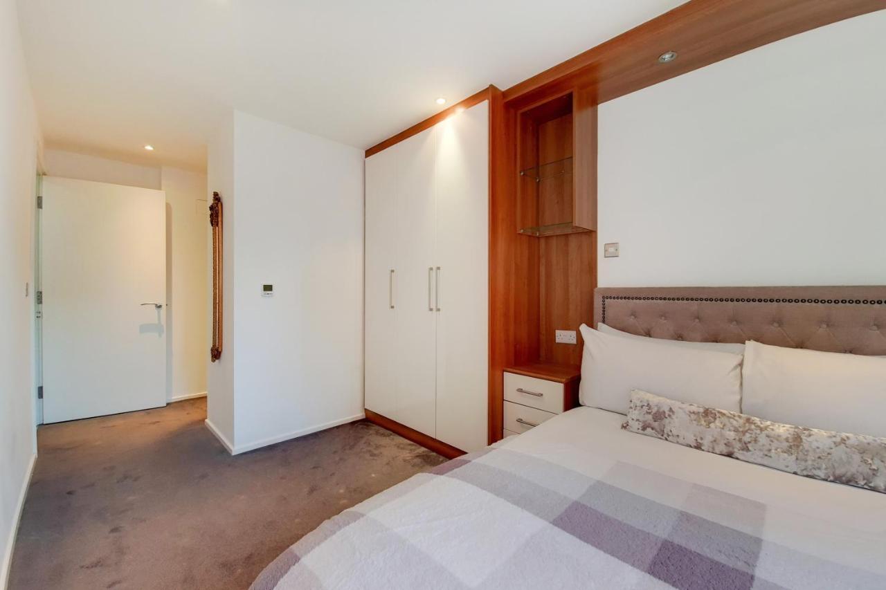 Free Parking - Two Bed Apartment By London Docklands Zewnętrze zdjęcie